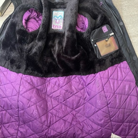 ARITZIA TNA Women's Black Faux Fur Hooded Waterproof Long Parka SizeXS Pre-Owned - Picture 8 of 15